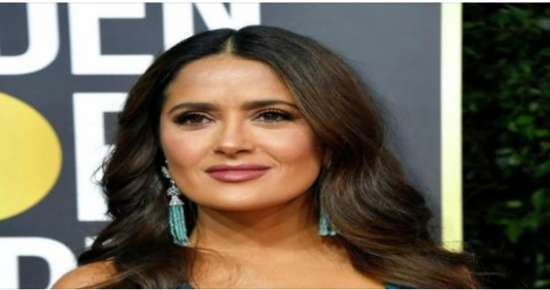 At least not completely naked! The provocative outfit of Salma Hayek came as a big disappointment for the fans