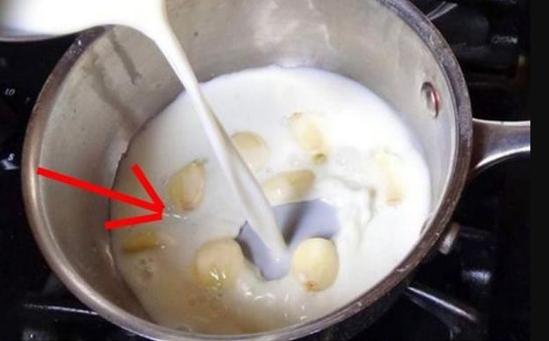 Why You Need to Start Doing This: Boil Garlic in Milk